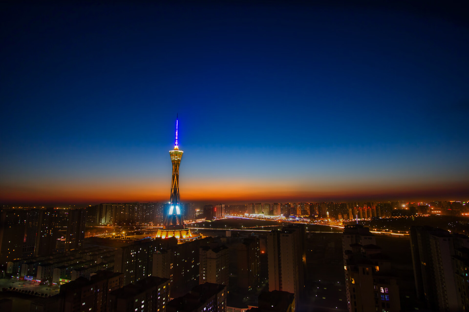 绿茵烽火，北非雄狮逆境突围，门迪如磐石定江山