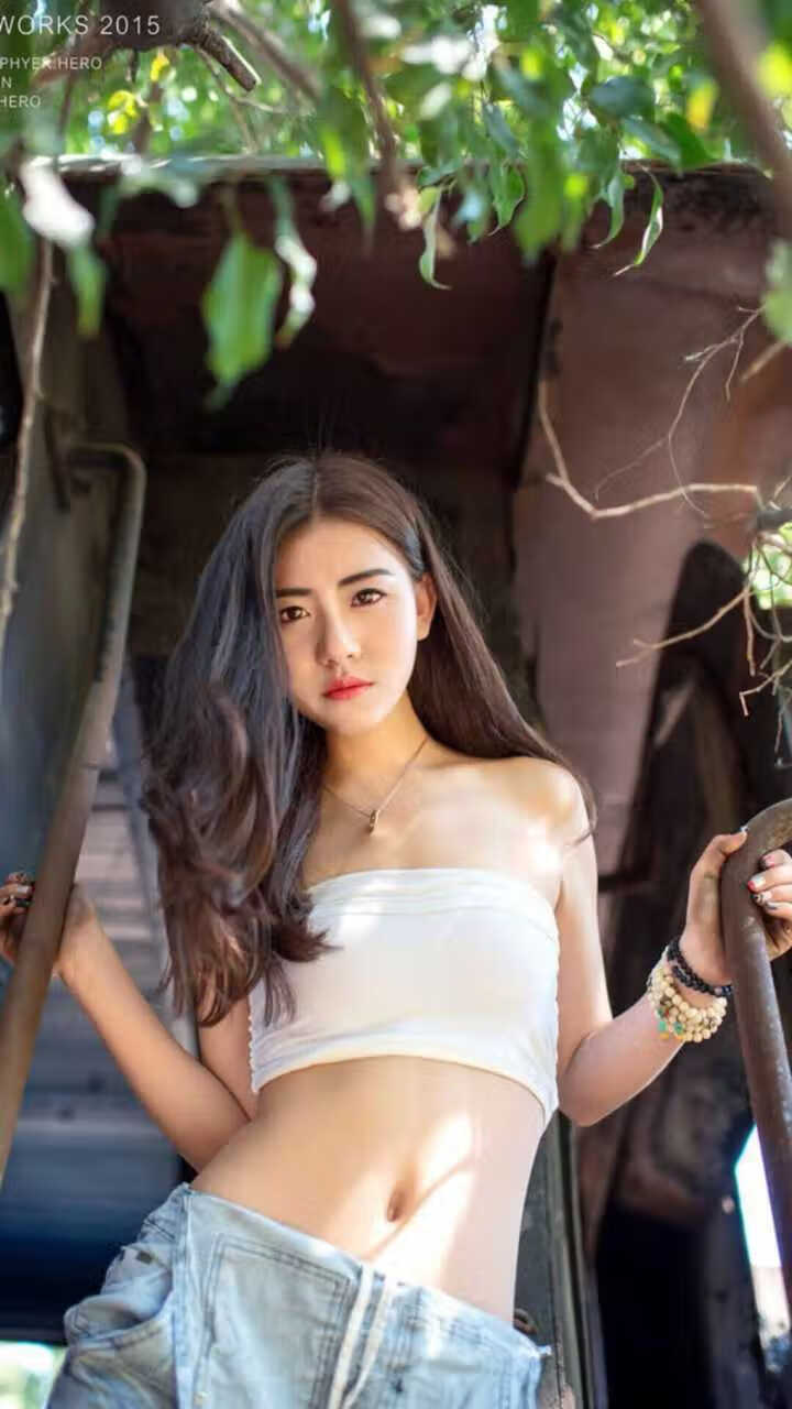 橙色浪潮与北欧飓风,当摩洛哥的节奏囚笼,撞上伊布的野蛮美学