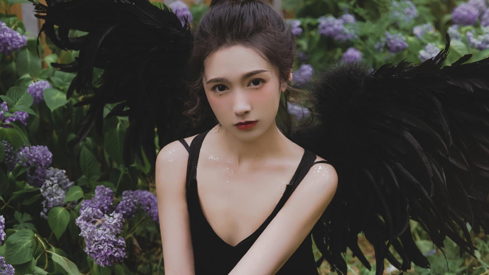 孤星耀世,2026世界杯出线战,塔雷米独舞送罗马尼亚突围,卡塔尔梦碎多哈